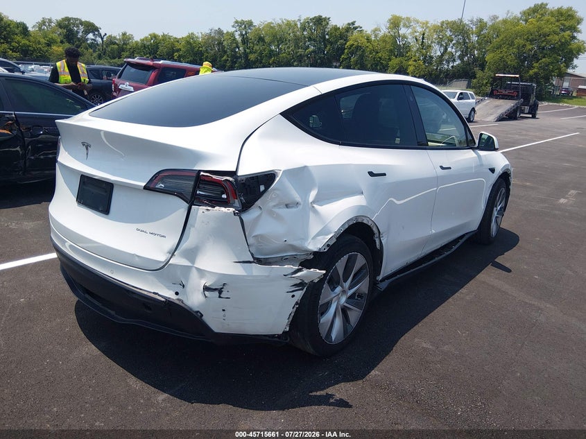 2022 Tesla Model y VIN 7SAYGDEE4NF374746 IAAI salvage auction — RIGHT SIDE, Wait Title, sold $12,500 on 2026-09-01 (photo 4)