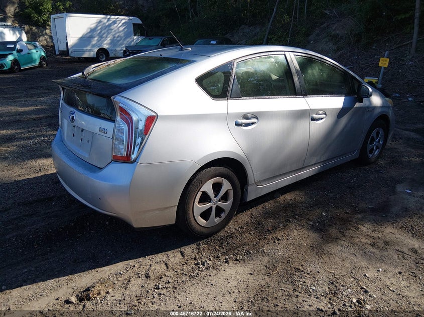 2013 Toyota Prius VIN JTDKN3DU4D0345773 IAAI salvage auction — NORMAL WEAR, Clear (Rhode Island), sold $225 on 2026-07-28 (photo 4)