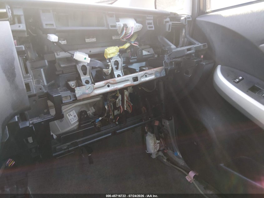 2013 Toyota Prius VIN JTDKN3DU4D0345773 IAAI salvage auction — NORMAL WEAR, Clear (Rhode Island), sold $225 on 2026-07-28 (photo 6)