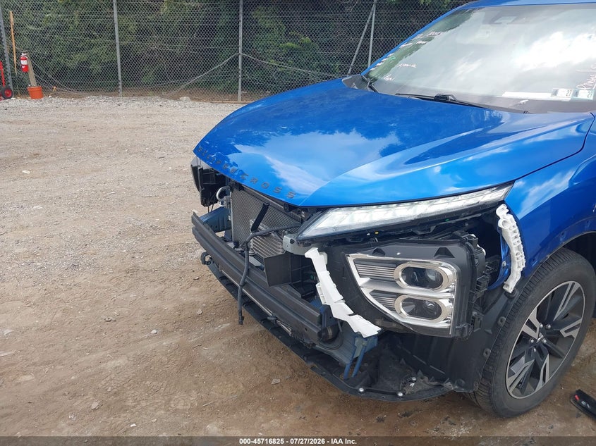 2024 Mitsubishi Eclipse cross VIN JA4ATWAA8RZ028766 IAAI salvage auction — FRONT END, Salvage Title, sold $7,500 on 2026-08-30 (photo 6)