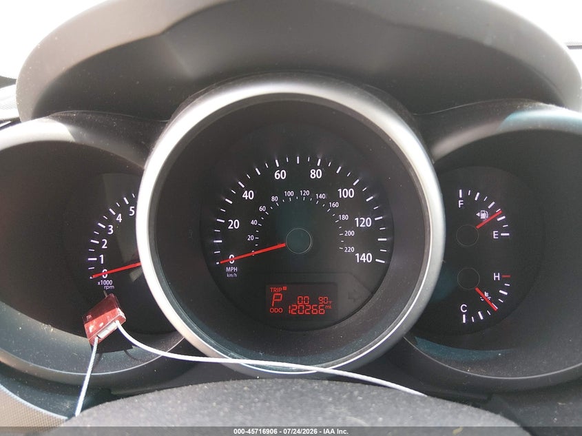 2012 Kia Soul VIN KNDJT2A60C7415079 IAAI salvage auction — NORMAL WEAR, Clear (Tennessee), sold $175 on 2026-07-29 (photo 7)
