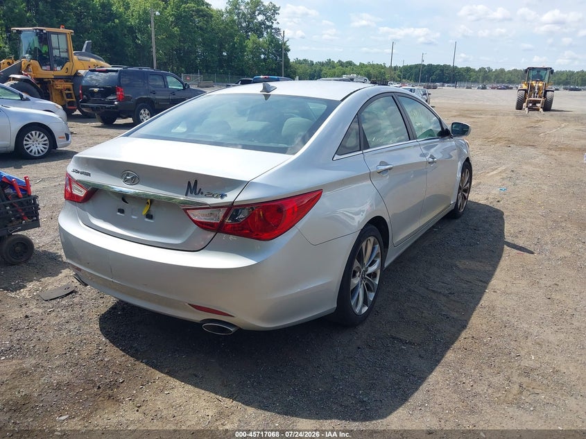 2013 Hyundai Sonata VIN 5NPEC4AB7DH523173 IAAI salvage auction — NORMAL WEAR, Clear (Maryland), sold $25 on 2026-07-29 (photo 4)