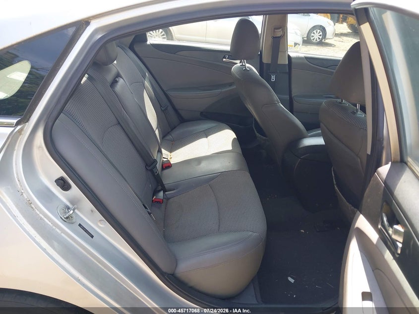 2013 Hyundai Sonata VIN 5NPEC4AB7DH523173 IAAI salvage auction — NORMAL WEAR, Clear (Maryland), sold $25 on 2026-07-29 (photo 8)