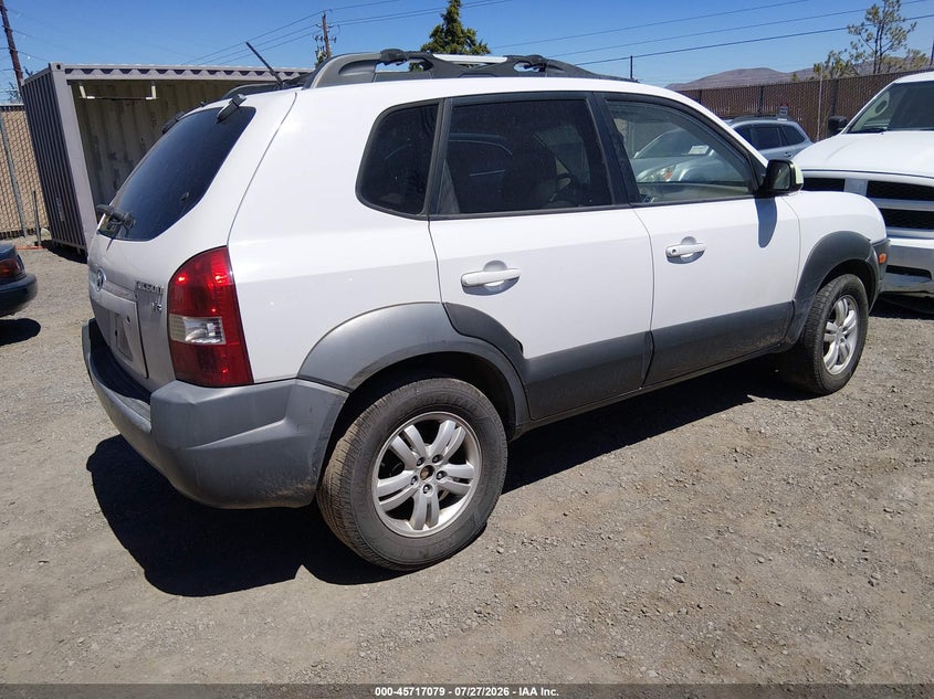 2007 Hyundai Tucson VIN KM8JN12D27U509100 IAAI salvage auction — NORMAL WEAR, Regular (Nevada), sold $225 on 2026-07-31 (photo 4)