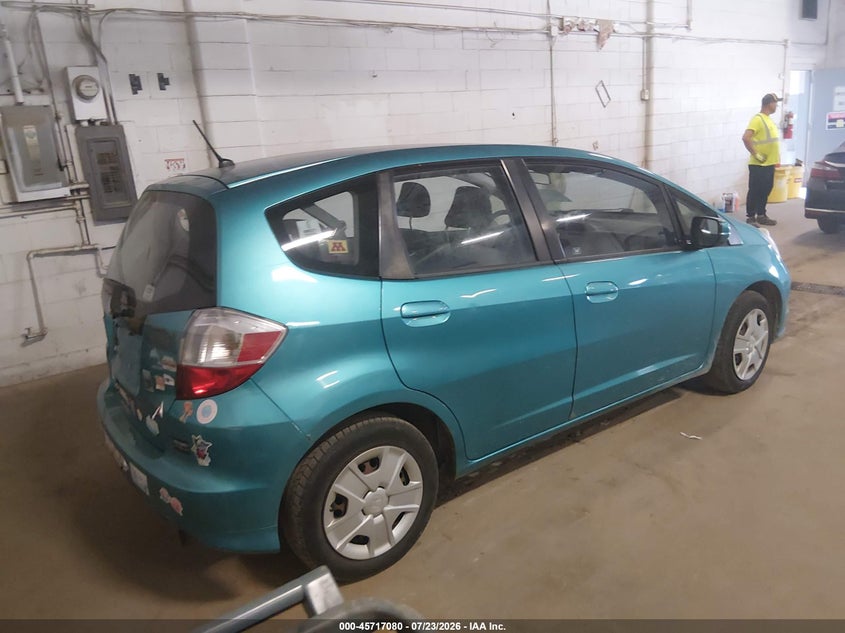 2012 Honda Fit VIN JHMGE8H37CC021376 IAAI salvage auction — NORMAL WEAR, Clear (Minnesota), sold $25 on 2026-07-29 (photo 4)