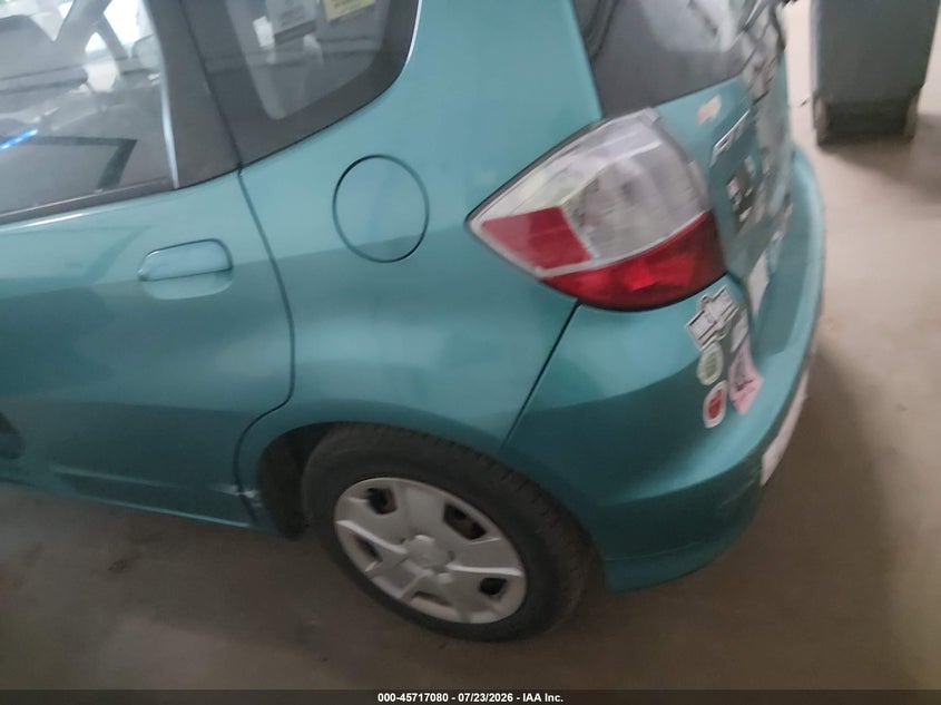 2012 Honda Fit VIN JHMGE8H37CC021376 IAAI salvage auction — NORMAL WEAR, Clear (Minnesota), sold $25 on 2026-07-29 (photo 6)