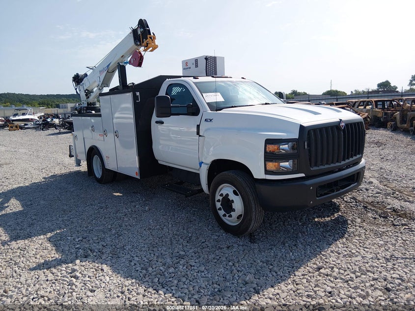 2023 International VIN 1HTKSSWM4PH471351 — IAAI salvage auction photo