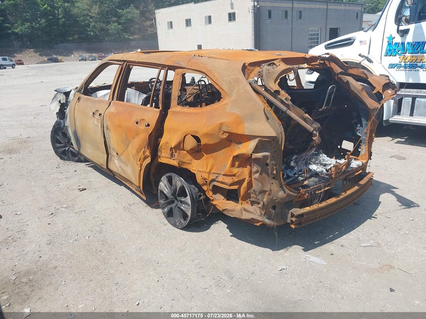2023 Toyota Highlander VIN 5TDKDRBH4PS037371 IAAI salvage auction — TOTAL BURN, Salvage (Idaho), sold $1,575 on 2026-07-31 (photo 3)