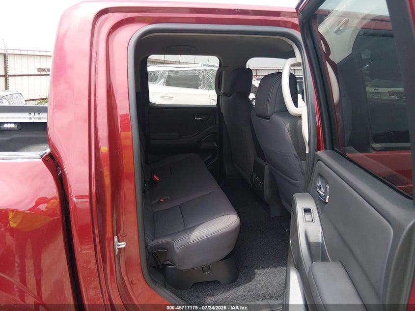 2024 Nissan Navara (frontier) VIN 1N6ED1EJ8RN643307 IAAI salvage auction — REAR END, Wait Title, sold $12,425 on 2026-08-20 (photo 8)
