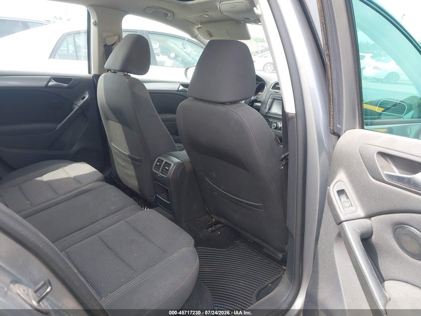 2012 Volkswagen Golf VIN WVWDB7AJ7CW249845 IAAI salvage auction — NORMAL WEAR, Original (Ohio), sold $925 on 2026-08-04 (photo 8)