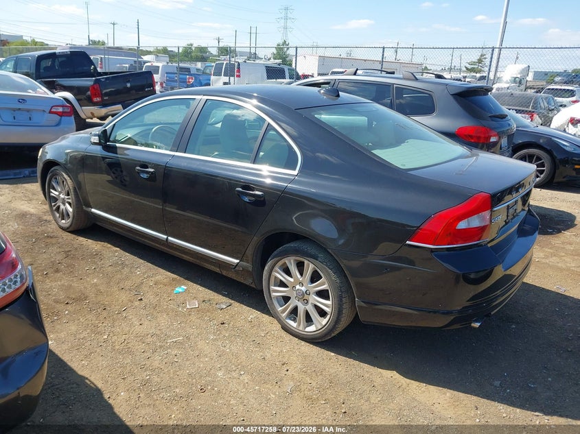 2011 Volvo S80 VIN YV1940AS0B1148863 IAAI salvage auction — NORMAL WEAR, Original (Ohio), sold $300 on 2026-08-06 (photo 3)