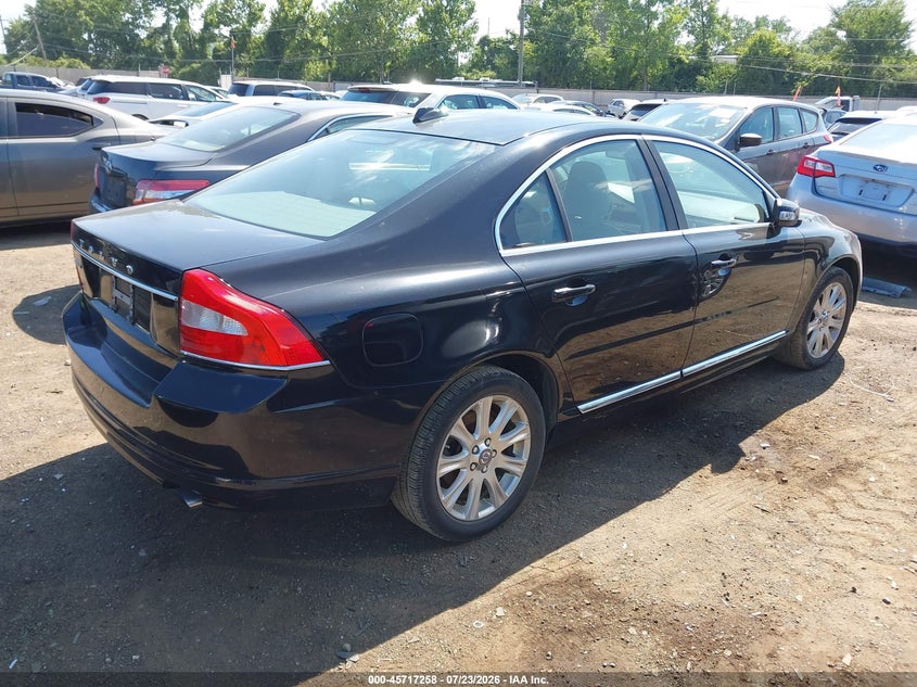 2011 Volvo S80 VIN YV1940AS0B1148863 IAAI salvage auction — NORMAL WEAR, Original (Ohio), sold $300 on 2026-08-06 (photo 4)