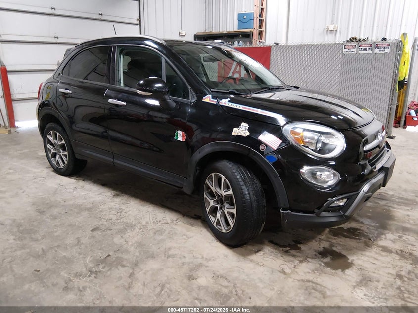 2017 Fiat 500x VIN ZFBCFYCB5HP525732 IAAI salvage auction — RIGHT FRONT, Wait Title, sold $1,050 on 2026-08-13 (photo 1)