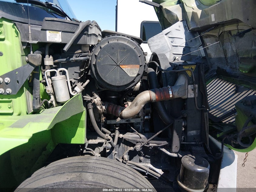 2009 International 4000 series VIN 1HTMMAAN29H145614 IAAI salvage auction — RIGHT REAR, Clear (California), sold $1,300 on 2026-09-11 (photo 9)