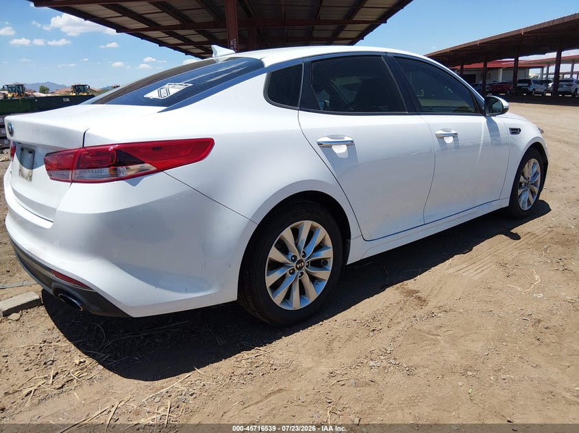 2017 Kia Optima VIN 5XXGT4L39HG126483 IAAI salvage auction — NORMAL WEAR, Clear-Dealer Only (Arizona), sold $625 on 2026-07-28 (photo 4)