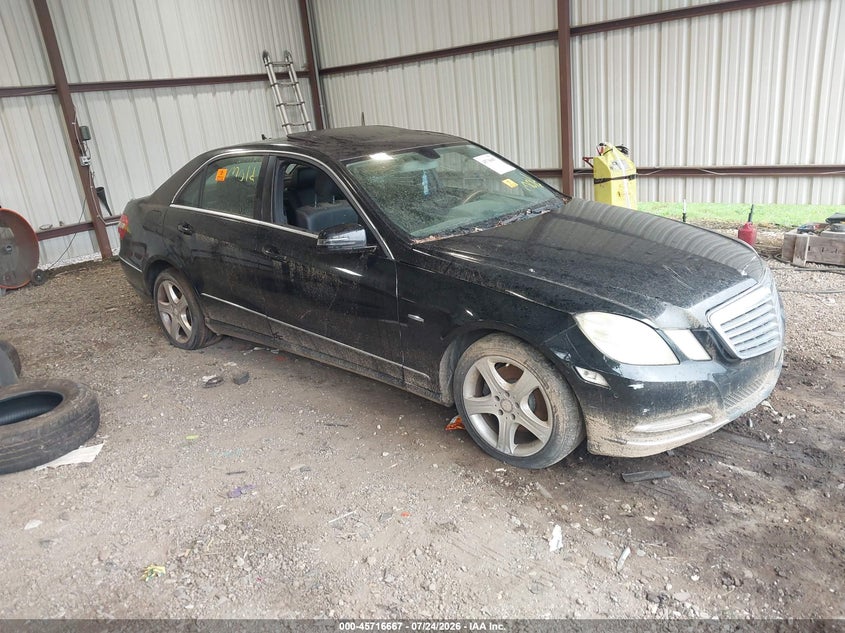 2012 Mercedes-benz E-klasse VIN WDDHF5KB3CA646411 IAAI salvage auction — BIO HAZARD, Wait Title, sold $550 on 2026-08-07 (photo 1)