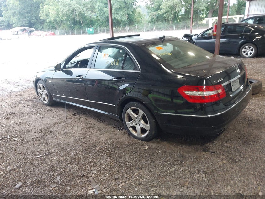 2012 Mercedes-benz E-klasse VIN WDDHF5KB3CA646411 IAAI salvage auction — BIO HAZARD, Wait Title, sold $550 on 2026-08-07 (photo 3)