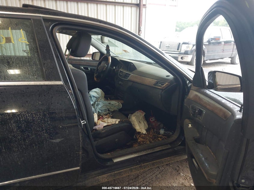 2012 Mercedes-benz E-klasse VIN WDDHF5KB3CA646411 IAAI salvage auction — BIO HAZARD, Wait Title, sold $550 on 2026-08-07 (photo 5)