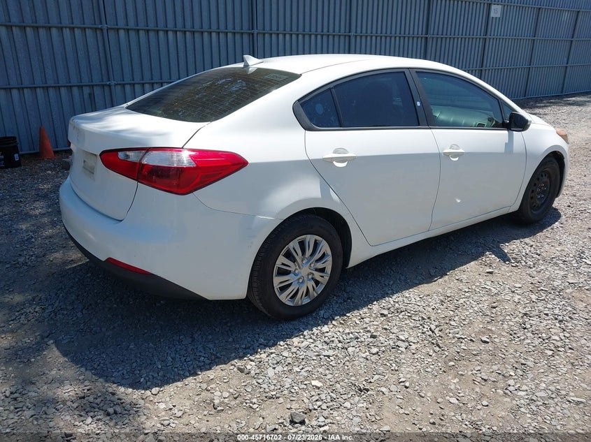 2016 Kia Forte VIN KNAFK4A69G5606289 IAAI salvage auction — NORMAL WEAR, Clear (New Jersey), sold $25 on 2026-07-29 (photo 4)
