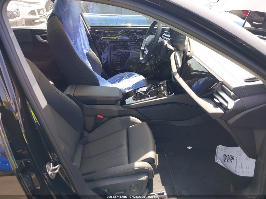 2025 Audi A5 VIN WAU2BCFU2SN068012 IAAI salvage auction — SIDE, Wait Title, sold $18,950 on 2026-09-09 (photo 5)