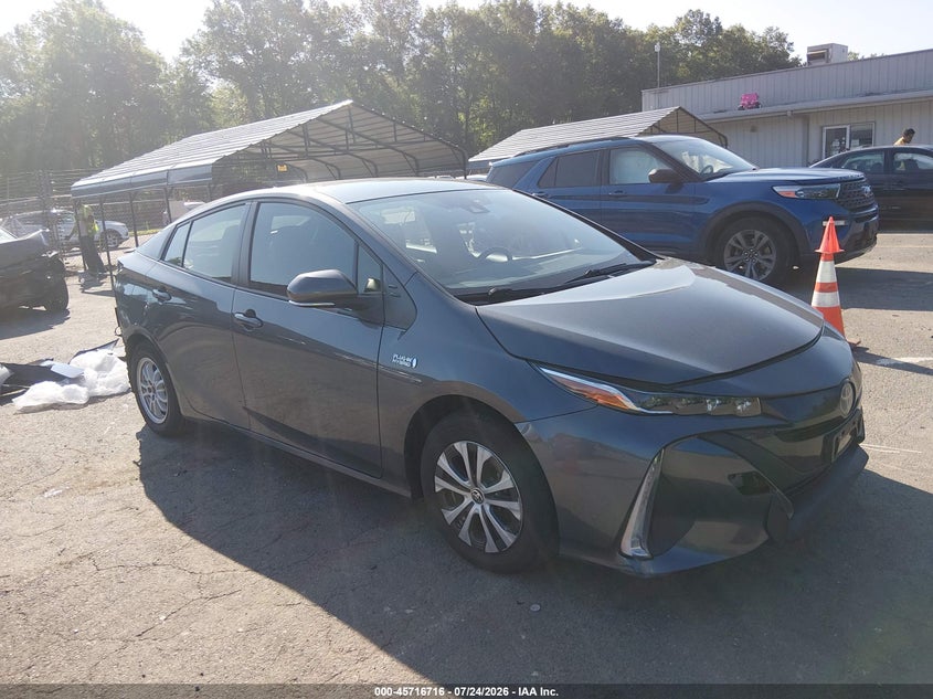 2021 Toyota Prius VIN JTDKAMFP5M3184096 IAAI salvage auction — REAR END, Wait Title, sold $8,350 on 2026-08-20 (photo 1)