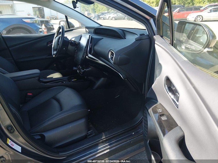 2021 Toyota Prius VIN JTDKAMFP5M3184096 IAAI salvage auction — REAR END, Wait Title, sold $8,350 on 2026-08-20 (photo 5)