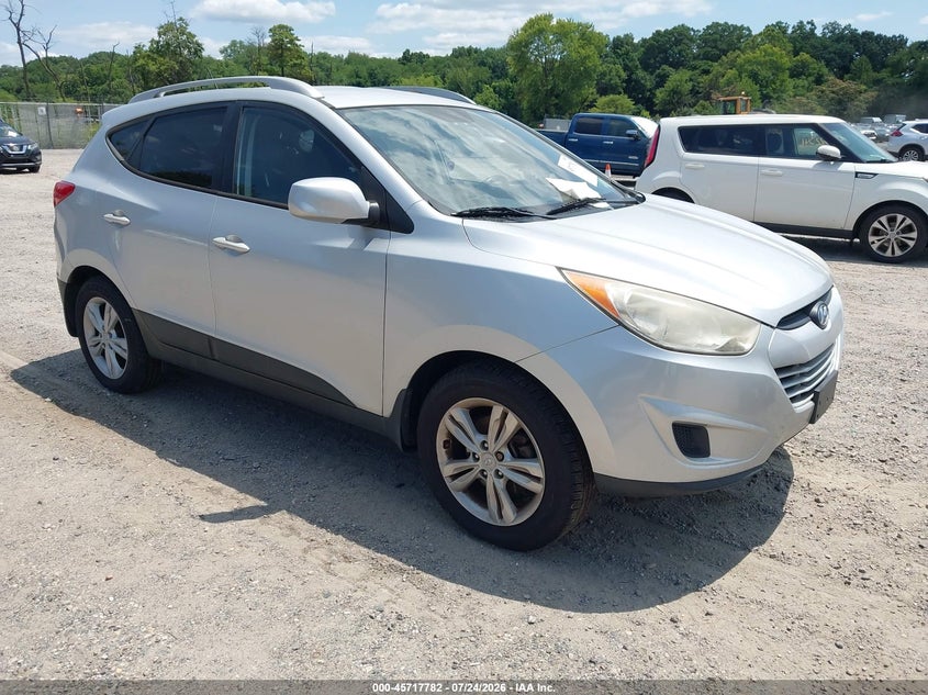 2011 Hyundai Tucson VIN KM8JUCAC8BU186297 IAAI salvage auction — NORMAL WEAR, Clear (New Jersey), sold $1,050 on 2026-07-28 (photo 1)