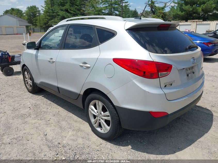 2011 Hyundai Tucson VIN KM8JUCAC8BU186297 IAAI salvage auction — NORMAL WEAR, Clear (New Jersey), sold $1,050 on 2026-07-28 (photo 3)