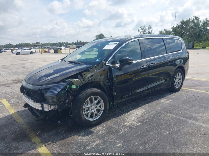 2027 Chrysler Pacifica VIN 2C4RC1BG8VR559758 IAAI salvage auction — SIDE, Enterprise Vehicles Clear Only (Texas), sold $10,100 on 2026-07-30 (photo 2)