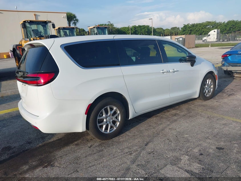 2025 Chrysler Pacifica VIN 2C4RC1BG7SR612087 IAAI salvage auction — LEFT FRONT, Enterprise Vehicles Clear Only (Florida), sold $7,900 on 2026-07-30 (photo 4)