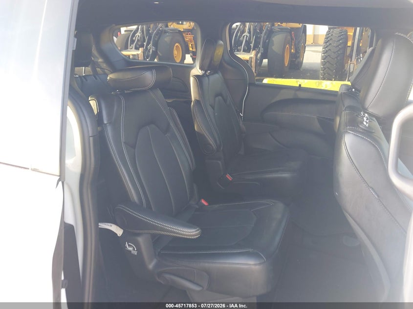 2025 Chrysler Pacifica VIN 2C4RC1BG7SR612087 IAAI salvage auction — LEFT FRONT, Enterprise Vehicles Clear Only (Florida), sold $7,900 on 2026-07-30 (photo 8)