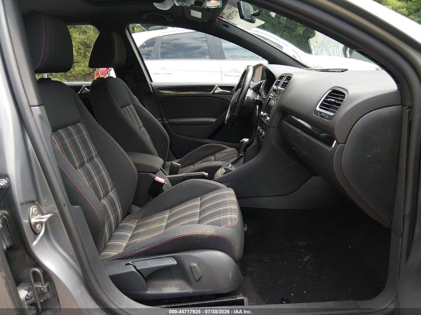 2013 Volkswagen Gti VIN WVWGD7AJ9DW098631 IAAI salvage auction — NORMAL WEAR, Original (Vermont), sold $4,475 on 2026-08-06 (photo 5)