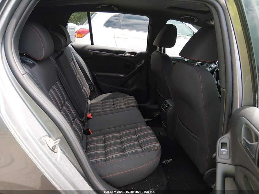 2013 Volkswagen Gti VIN WVWGD7AJ9DW098631 IAAI salvage auction — NORMAL WEAR, Original (Vermont), sold $4,475 on 2026-08-06 (photo 8)