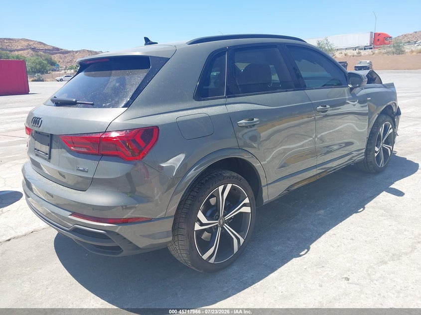 2024 Audi Q3 VIN WA1EECF37R1114069 IAAI salvage auction — RIGHT FRONT, Salvage Title, sold $9,600 on 2026-08-19 (photo 4)