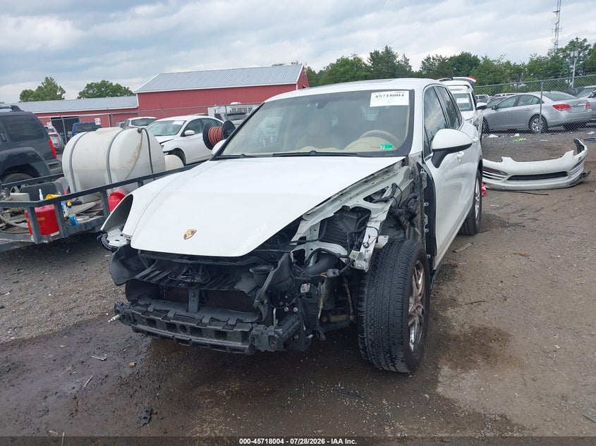 2012 Porsche Cayenne VIN WP1AA2A28CLA09317 IAAI salvage auction — FRONT END, Salvage Title, sold $1,300 on 2026-08-19 (photo 6)