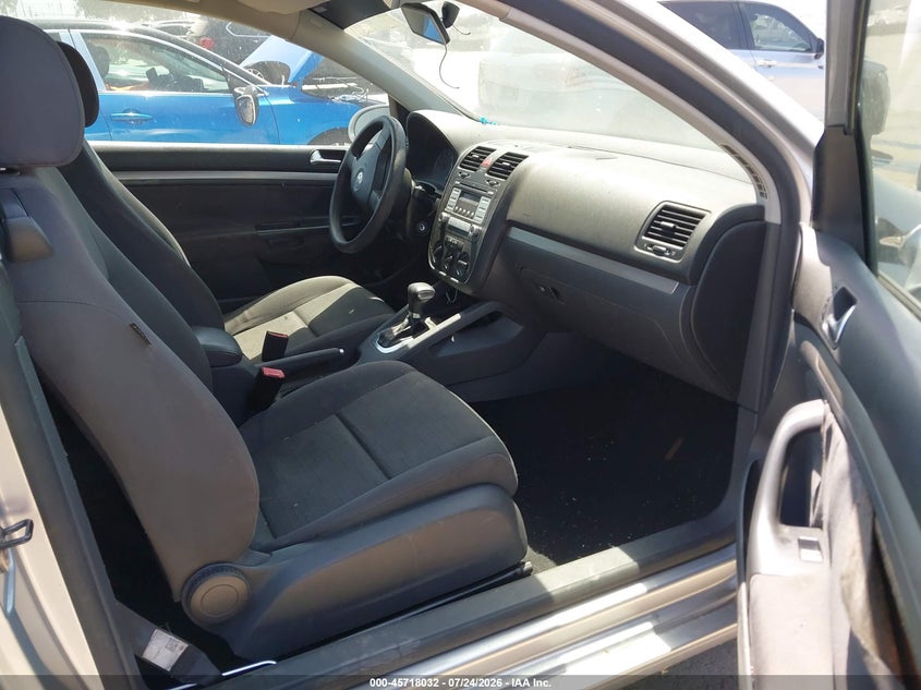 2009 Volkswagen Rabbit VIN WVWBB71K49W018667 IAAI salvage auction — SIDE, Salvage (California), sold $450 on 2026-08-12 (photo 5)