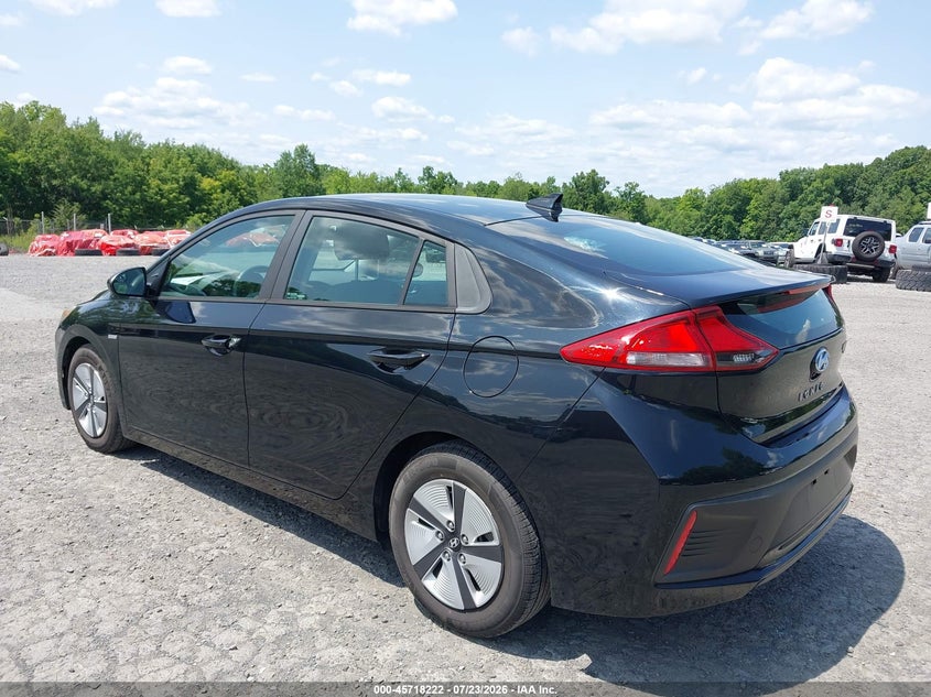 2018 Hyundai Ioniq hybrid VIN KMHC65LC2JU076274 IAAI salvage auction — NORMAL WEAR, Sf97 (New York), sold $7,225 on 2026-08-20 (photo 3)