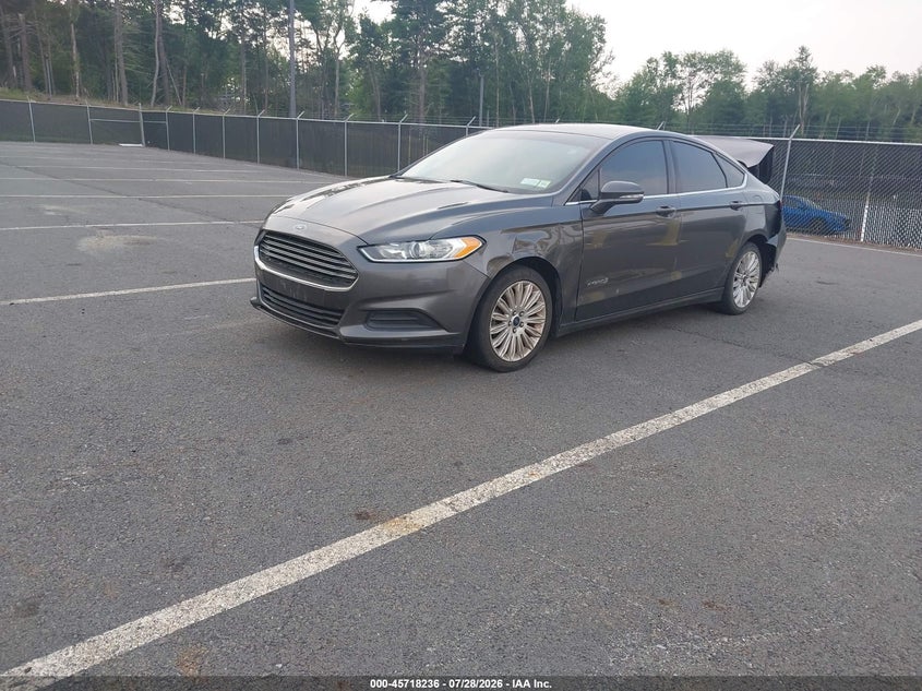 2016 Ford Fusion VIN 3FA6P0LU6GR368574 IAAI salvage auction — REAR END, Salvage Title, sold $625 on 2026-09-06 (photo 2)