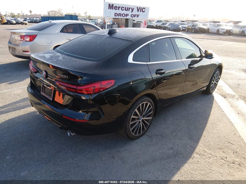 2024 BMW 2er VIN WBA53AK06R7R79461 IAAI salvage auction — THEFT, Clear (California), sold $17,775 on 2026-08-17 (photo 4)