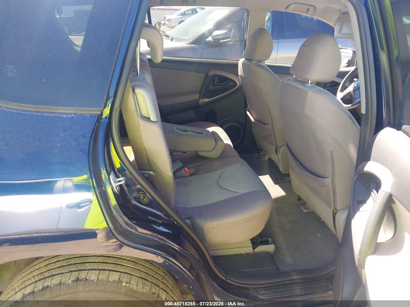 2007 Toyota Rav 4 VIN JTMBD33V075087952 IAAI salvage auction — NORMAL WEAR, Clear - Dealer Only (California), sold $1,100 on 2026-07-30 (photo 8)
