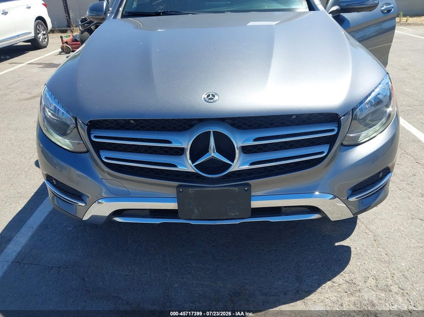 2017 Mercedes-benz Glc VIN WDC0G4KB6HV011661 IAAI salvage auction — FRONT END, Salvage Title, sold $6,500 on 2026-08-05 (photo 6)