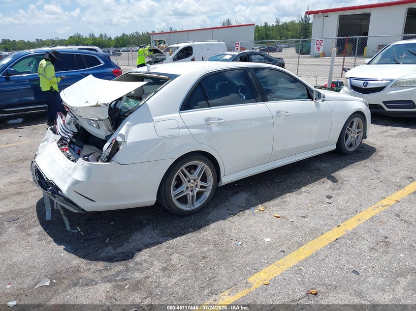 2014 Mercedes-benz E-klasse VIN WDDHF5KB6EB036371 IAAI salvage auction — REAR END, Wait Title, sold $2,900 on 2026-08-17 (photo 4)