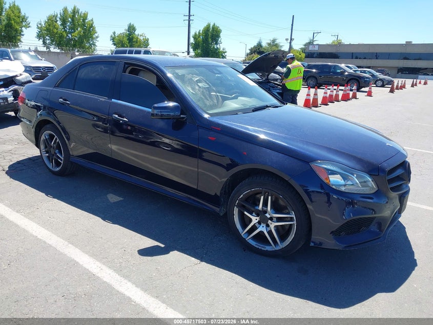 2014 Mercedes-benz E-klasse VIN WDDHF9BBXEB026269 IAAI salvage auction — LEFT REAR, Salvage Title, sold $4,250 on 2026-08-05 (photo 1)