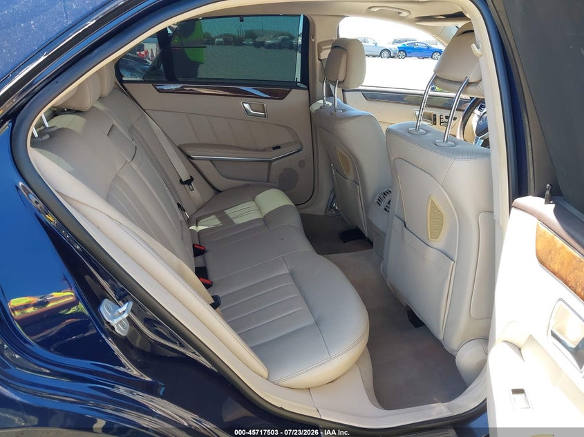 2014 Mercedes-benz E-klasse VIN WDDHF9BBXEB026269 IAAI salvage auction — LEFT REAR, Salvage Title, sold $4,250 on 2026-08-05 (photo 8)