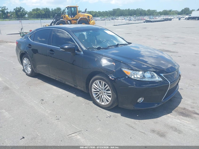 2015 Lexus Es 350 VIN JTHBK1GG1F2205527 IAAI salvage auction — NORMAL WEAR, Clear (Florida), sold $1,550 on 2026-07-29 (photo 1)