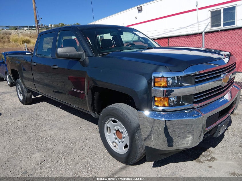 2018 Chevrolet Silverado 2500 VIN 1GC1CUEG1JF232386 — IAAI salvage auction photo