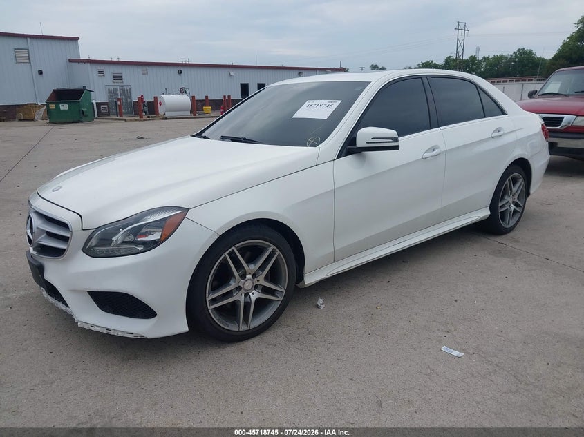 2014 Mercedes-benz E-klasse VIN WDDHF8JB4EA976757 IAAI salvage auction — NORMAL WEAR, Clear (Missouri), sold $1,500 on 2026-08-04 (photo 2)