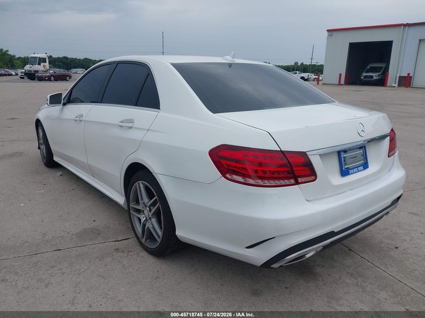 2014 Mercedes-benz E-klasse VIN WDDHF8JB4EA976757 IAAI salvage auction — NORMAL WEAR, Clear (Missouri), sold $1,500 on 2026-08-04 (photo 3)