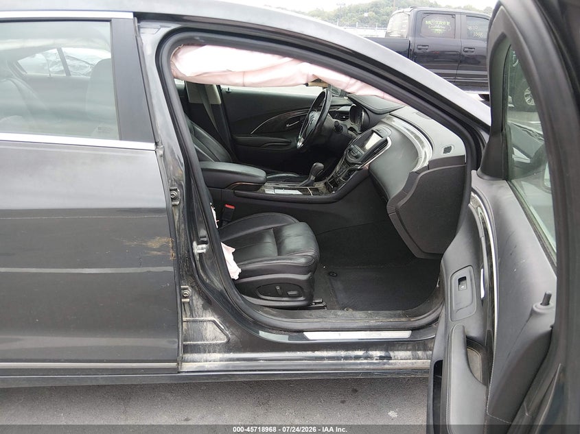 2016 Buick Lacrosse VIN 1G4G45G30GF169597 IAAI salvage auction — RIGHT FRONT, Salvage Title, sold $0 on 2026-09-24 (photo 5)