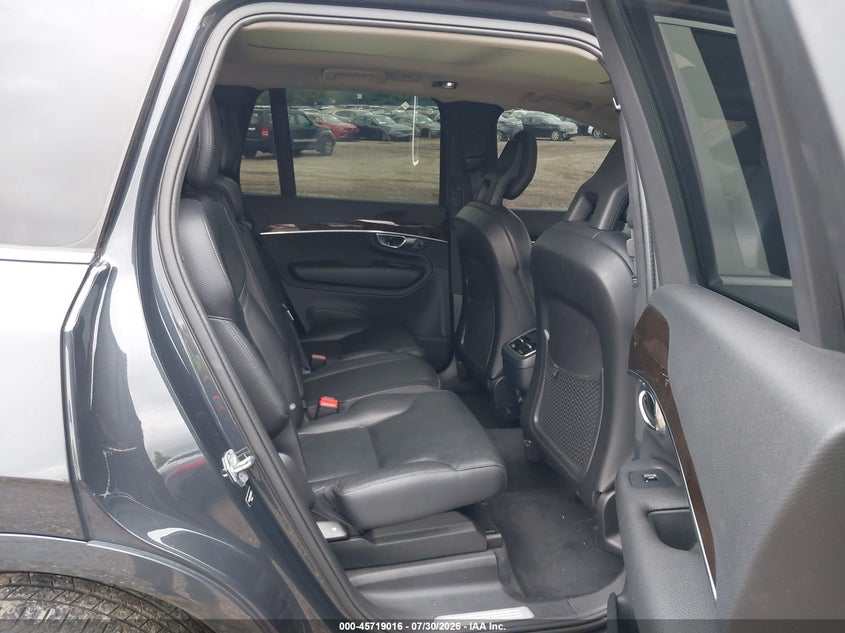 2016 Volvo Xc90 VIN YV4A22PK0G1092441 IAAI salvage auction — FRONT END, Salvage Title, sold $5,600 on 2026-08-06 (photo 8)